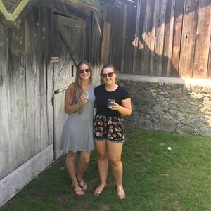 Meet your Posher, Catherine